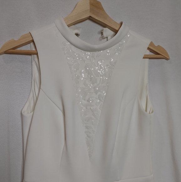 Guess High Neck Sleeveless Pencil Dress Ivory Off White Scuba Knit Sequin Size 4 - Picture 9 of 15